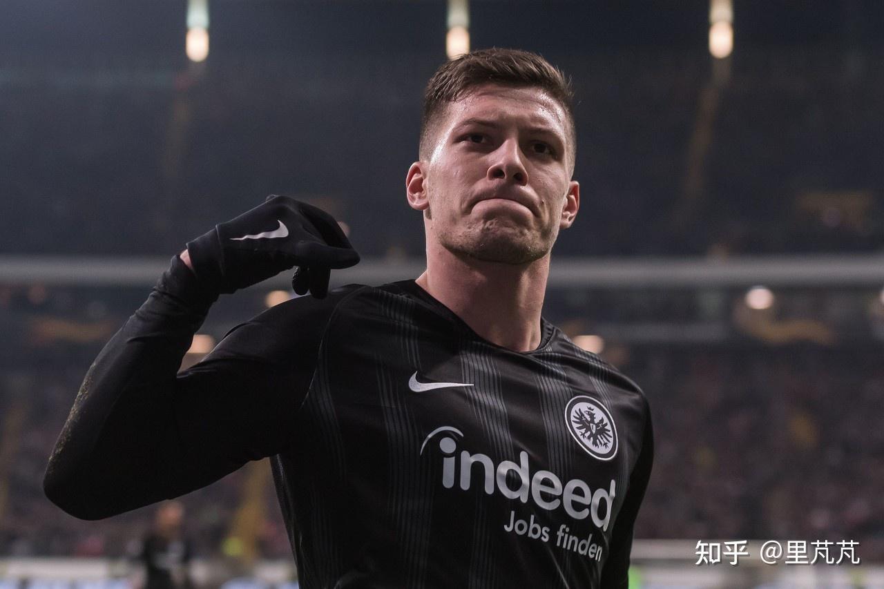 欧联赛程吃紧；广东宏远关键时刻复出首秀；管理层满意；球探报告显示潜力的简单介绍