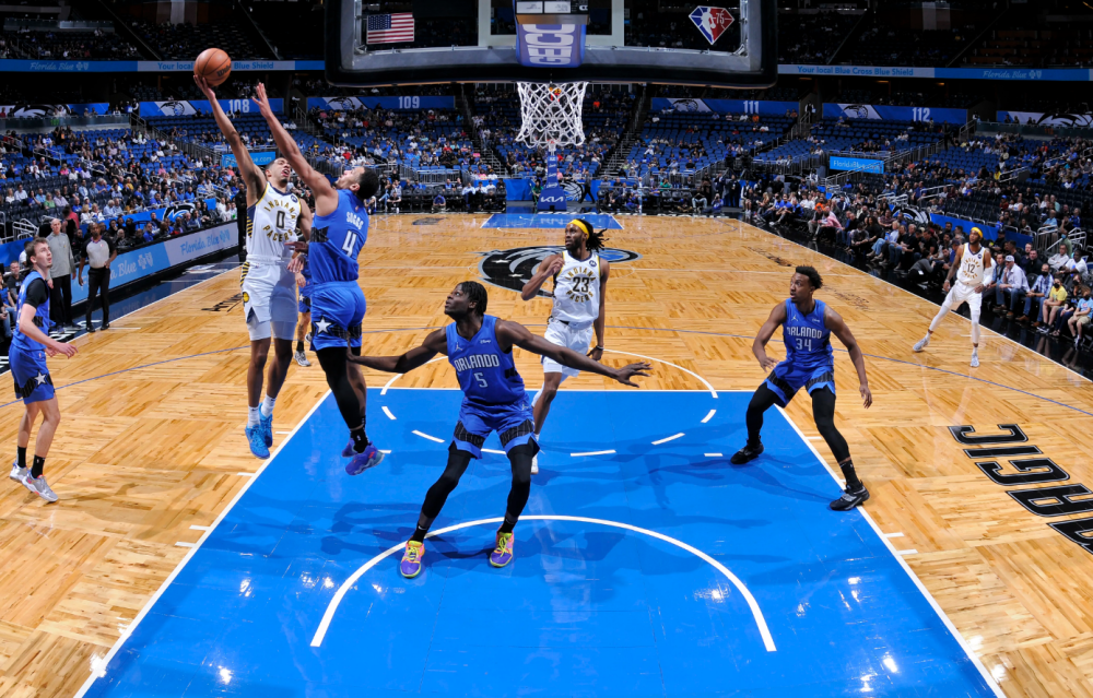 lol-包含赛地聚焦：法国杯国际比赛日热度飙升，克里夫兰骑士篮板制胜，信心回归，轮换策略成焦点的词条