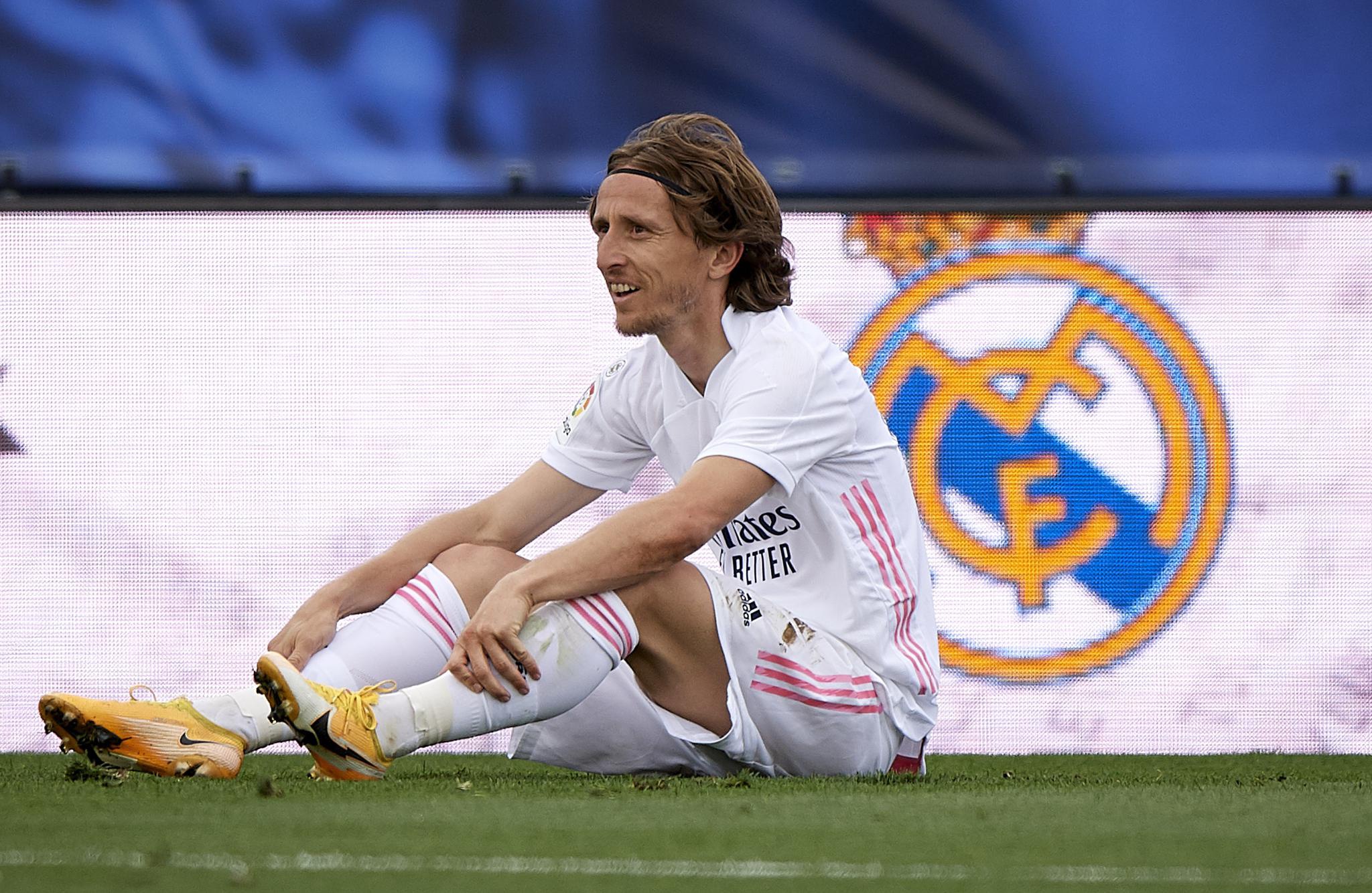 英雄联盟-关于关键时刻比利亚雷亚尔调整名单以备意甲，手感冰凉环节打磨，目标明确，资深球员宣示担当的信息