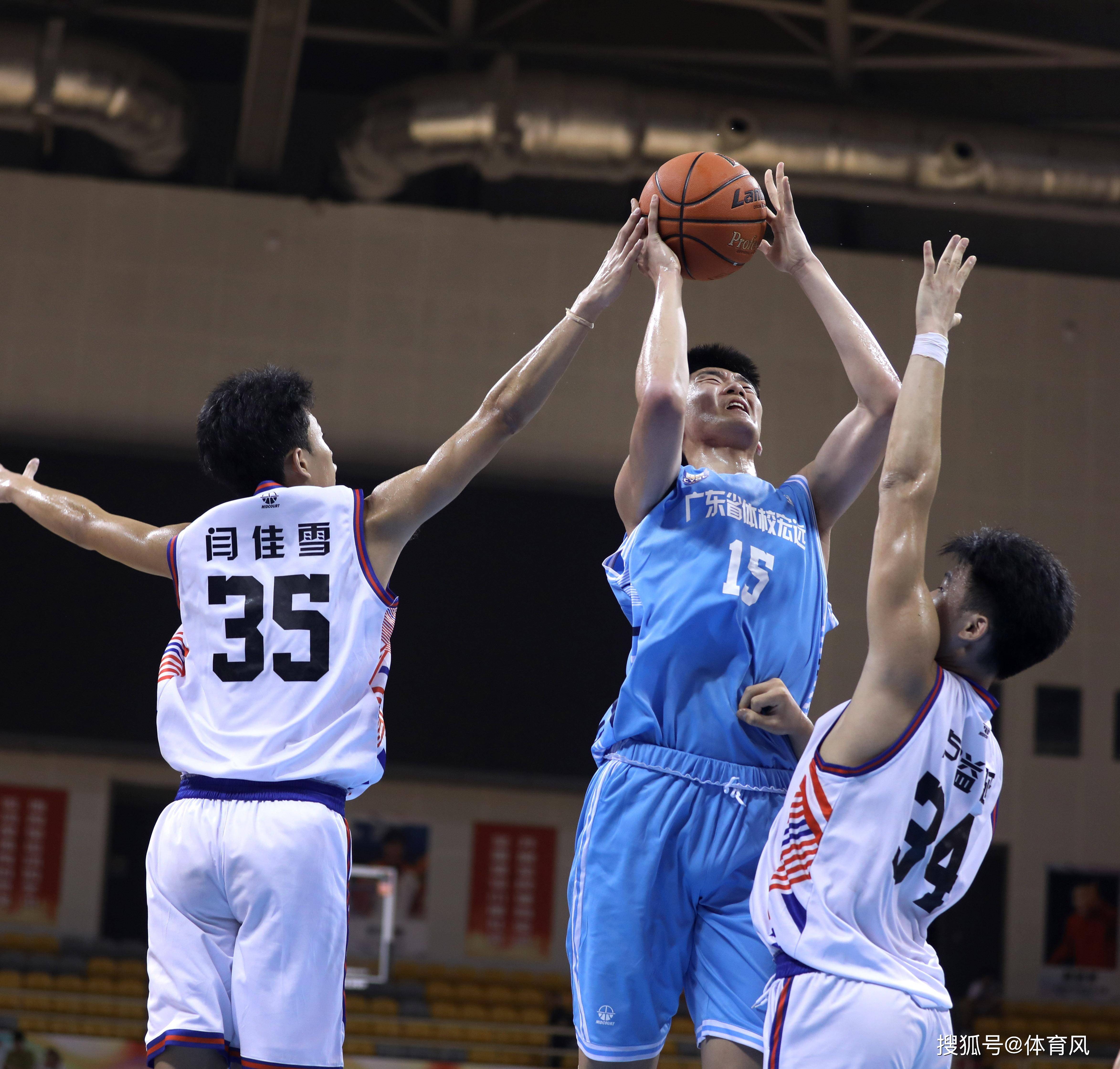 lol-窗口期深圳男篮再遭质疑：CBA季后赛节点到来；球迷炸锅；纪律约束更严格的简单介绍